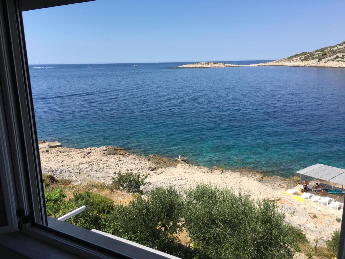 Direkt Am Meer-Apartments Puntaplanka โรกอซนิซา ภายนอก รูปภาพ