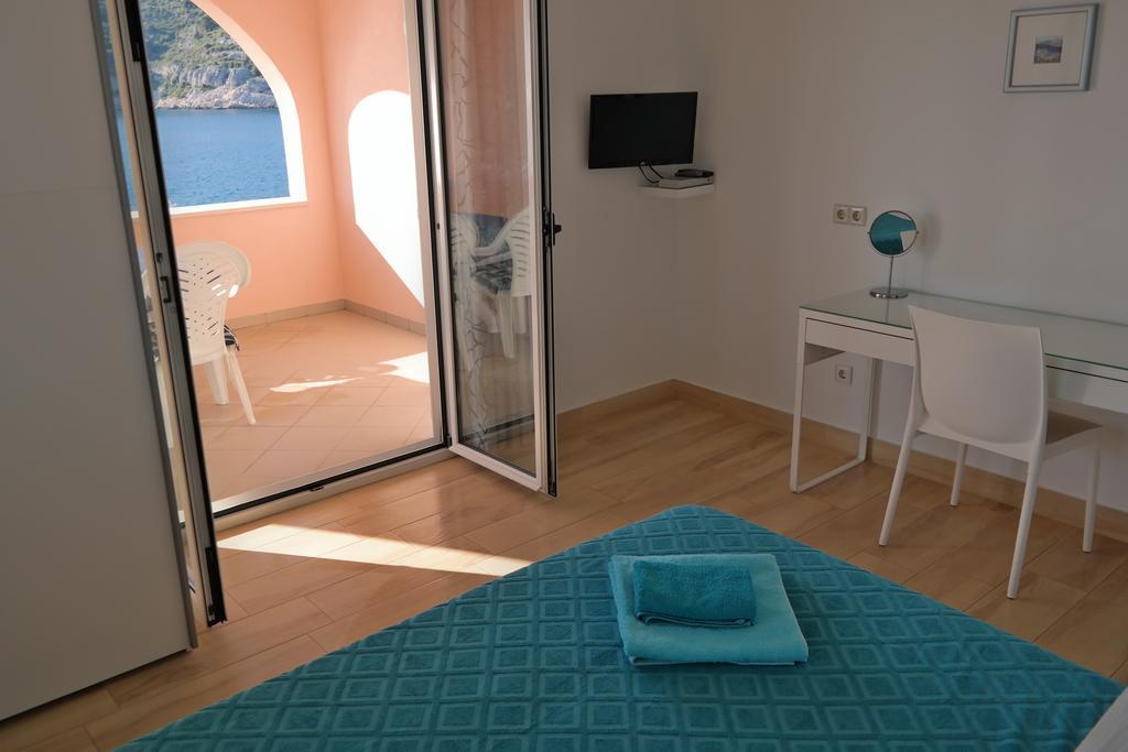 Direkt Am Meer-Apartments Puntaplanka โรกอซนิซา ภายนอก รูปภาพ