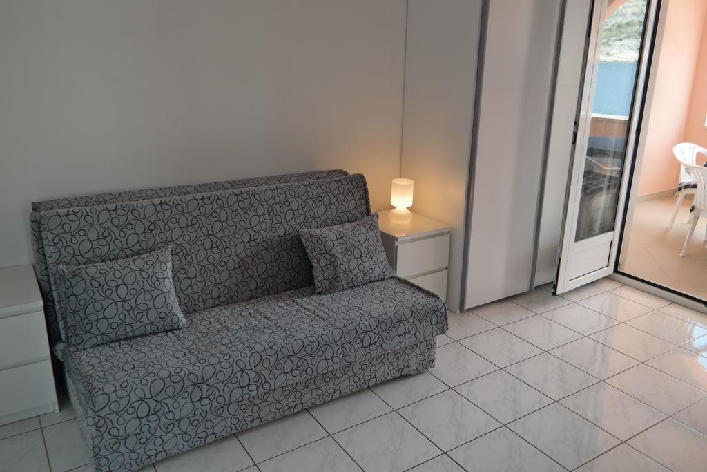 Direkt Am Meer-Apartments Puntaplanka โรกอซนิซา ภายนอก รูปภาพ