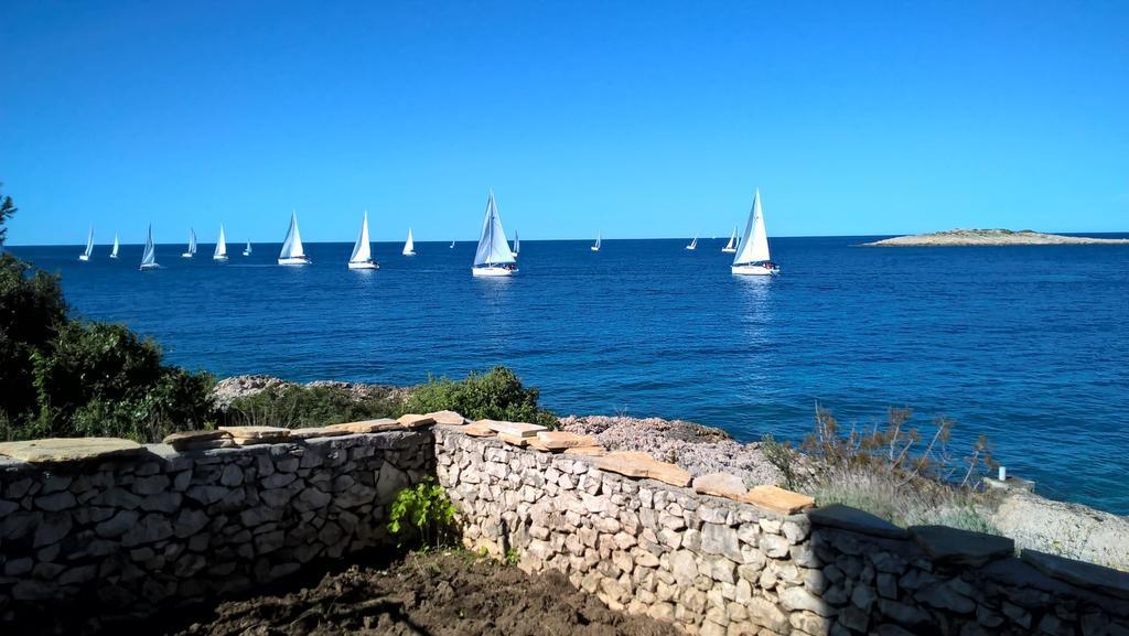 Direkt Am Meer-Apartments Puntaplanka โรกอซนิซา ภายนอก รูปภาพ