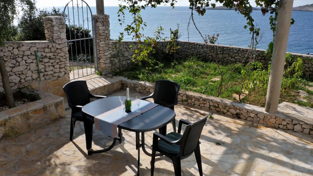Direkt Am Meer-Apartments Puntaplanka โรกอซนิซา ภายนอก รูปภาพ