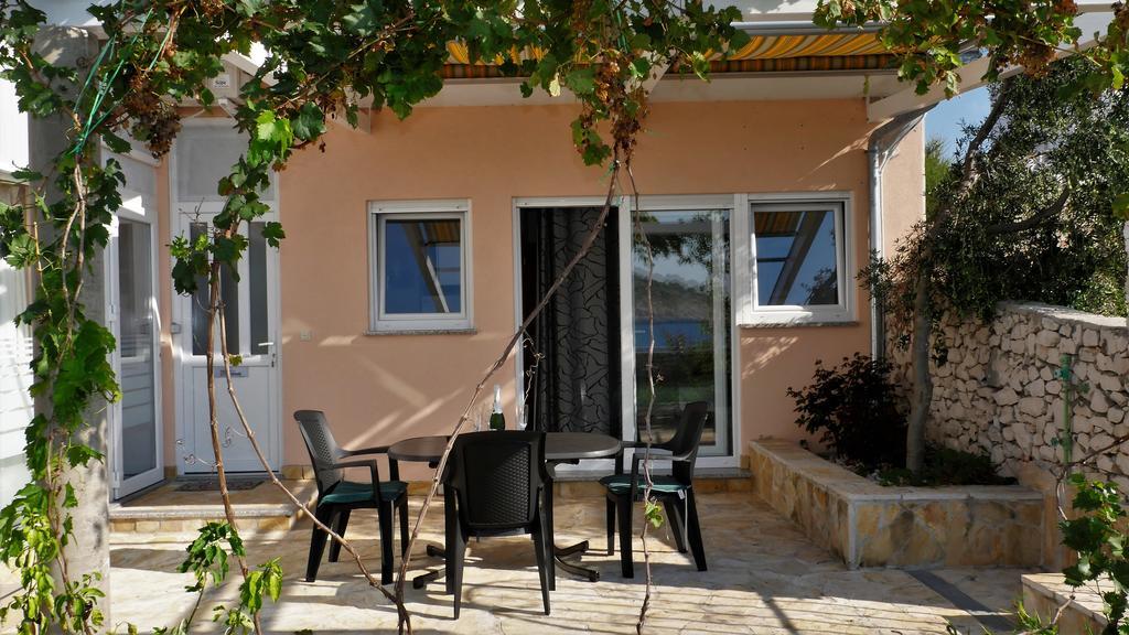 Direkt Am Meer-Apartments Puntaplanka โรกอซนิซา ภายนอก รูปภาพ